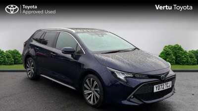 2022 Toyota Corolla 1.8 VVT-i Hybrid Design 5dr CVT Hybrid Estate 9,471 mi photo